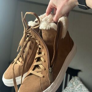 UGG Tan Boots with Shearling Interior